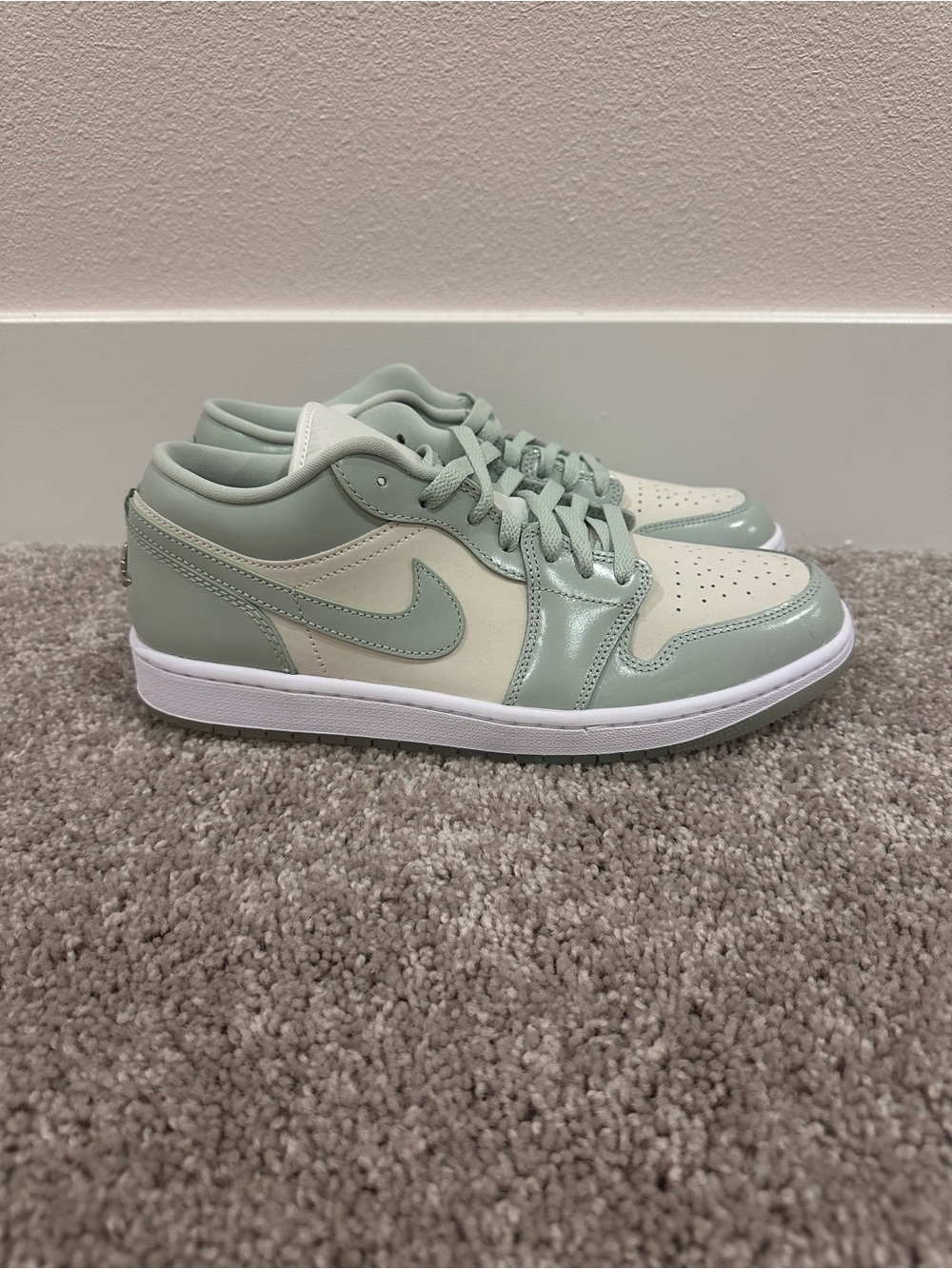 Nike Women’s Low-Top Sneakers in Sage and Off-White